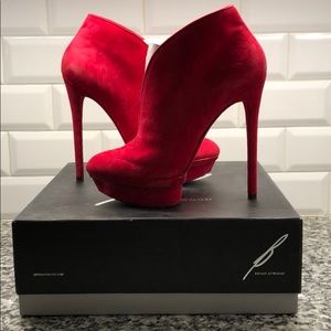 Brian Atwood Fortosa Pumo Red Suede Sexy Sz 8